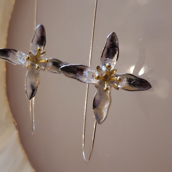 2/$25 Blossom Flower and Stem Threader Drop Earrings - Picture 4 of 4